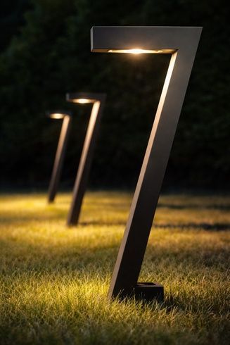 Сонячні вуличні садові світильники 4шт / Світлодіодний ліхтар для саду SOLAR IP65