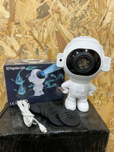 Лазерный ночник-проектор Астронавт-космонавт звёздное небо с картриджем