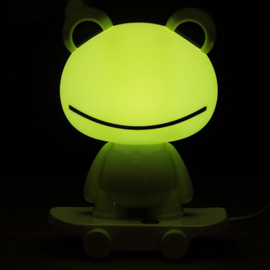 Лампа настольная LED 220В "Жабка на скейте" 30х22х17 см, Зелёный