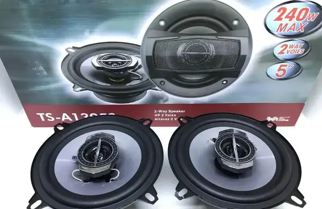 Автомобільні акустичні динаміки TS-A1395S 13 см 300 Вт