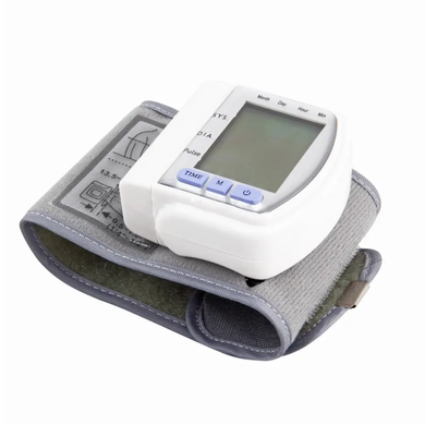Электронный тонометр для быстрого измерения кровяного давления и пульса. Тонометр на запястье 102S, Белый