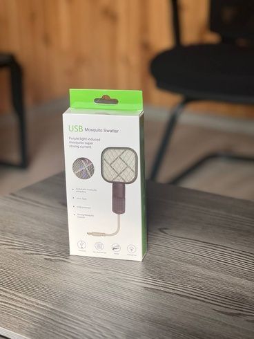 Міні мухобойка USB-пастка комах для боротьби зі шкідниками, УФ-світло