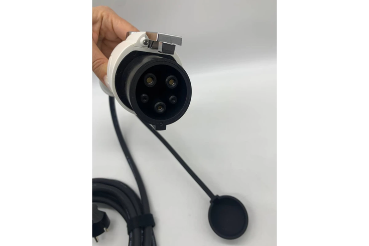 Зарядное устройство Ev Charger для электромобилей Type 1, 16 A, 3.5 кВт, 1-фазное