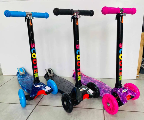 Самокат Scooter з підсвічуванням коліс для дівчинки та хлопчика рожевий