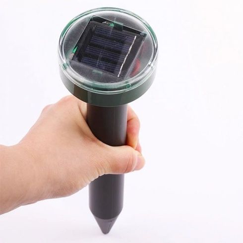 Відлякувач кротів та комах Garden Solar