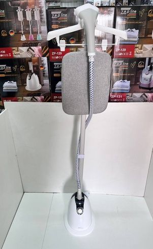 Відпарювач вертикальний для одягу зі стійкою Zepline ZP-130 3000W Білий