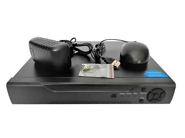 Реєстратор DVR CAD 1204 AHD 4ch стаціонарний 4 канальний UKC