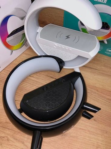 Умный светильник/ Ночник c беспроводной зарядкой для телефона/Bluetooth-колонка черная