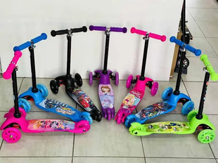Самокат Scooter MINI с подсветкой колес для девочки и мальчика до 45 кг розовый