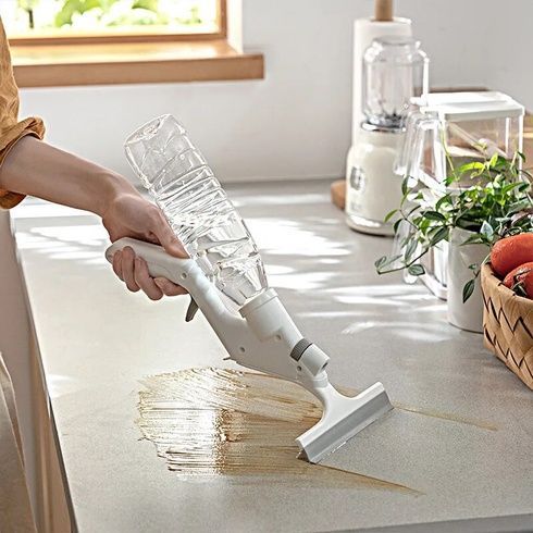 Щетка для уборки всех поверхностей 4в1 Water Spray Cleaning Kits эффективно и тщательно удаляет загрязнение, не оставляя царапин и не повреждая поверхности
