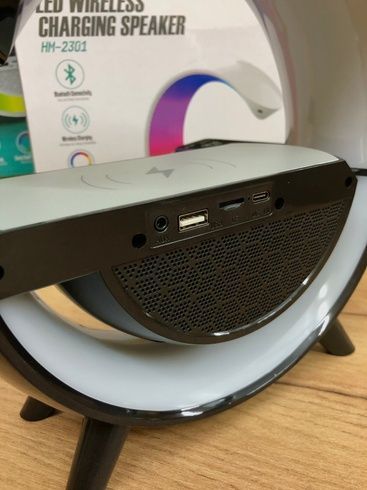 З дефектом&nbsp; Розумний світильник/Нічник з бездротовою зарядкою для телефону/Bluetooth-колонка білий