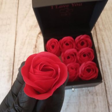 Набір троянди з мила Best Wishes, в скриньці з відділенням для прикрас, Червоний
