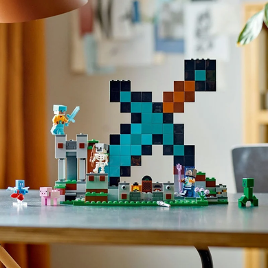 Дитячий конструктор Minecraft MyWorld діамантовий меч Майнкрафт з підсвічуванням 1441 деталь конструктор, Блакитний