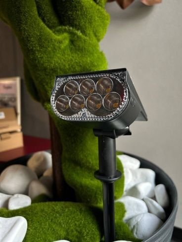 Садовий LED світильник на сонячній батареї Color Gradient Solar Spot Lawn Light